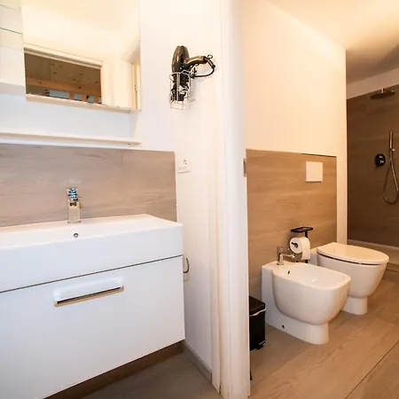 - Loft A Due Passi Dal Mare Lejlighed Savona